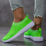 Ultra-lightweight non-slip trainers
